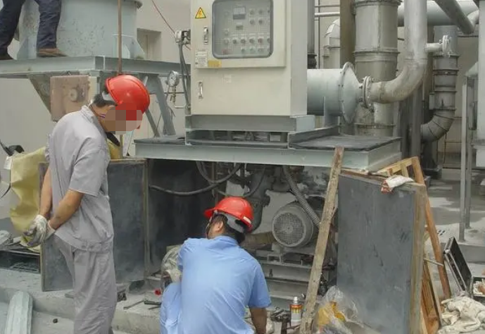 宝山区机电设备维修保养小知识/>
<blockquote class=